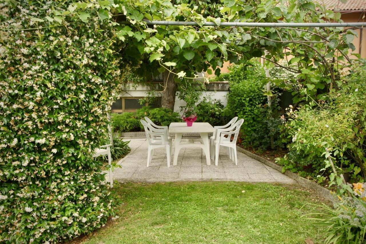 B&B The Secret Garden Buia Eksteriør bilde
